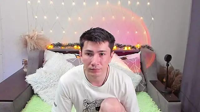 Yumi steve online show from 09.09.25