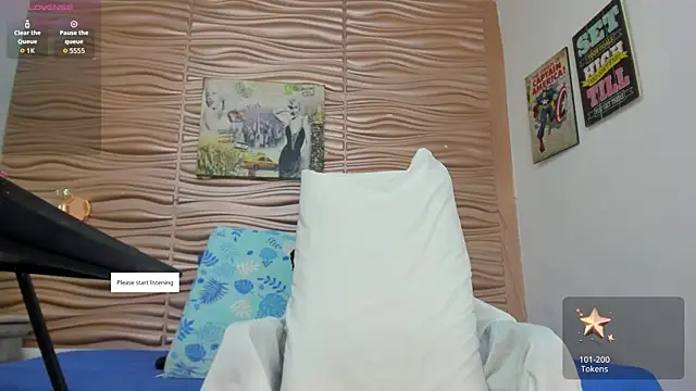 mia pineda online show from 11.27.25