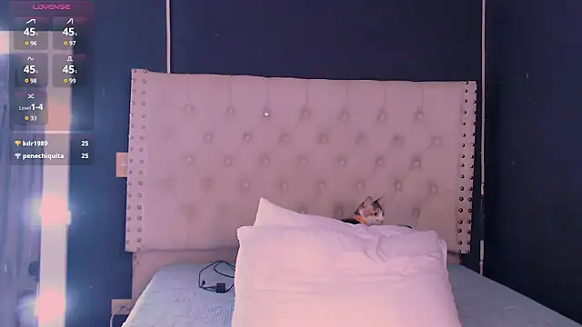 valen thompson online show from 01.05.25