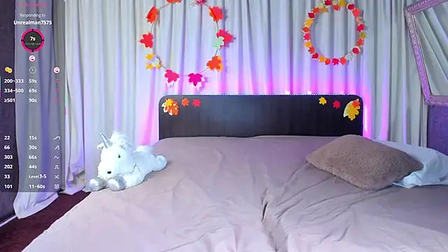 Snapshot of JesikaLooove chatting on 10.27.25 JesikaLooove online show from 10.27.25