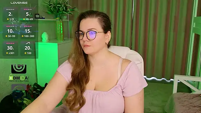 KellyKleine online show from 04.15.26