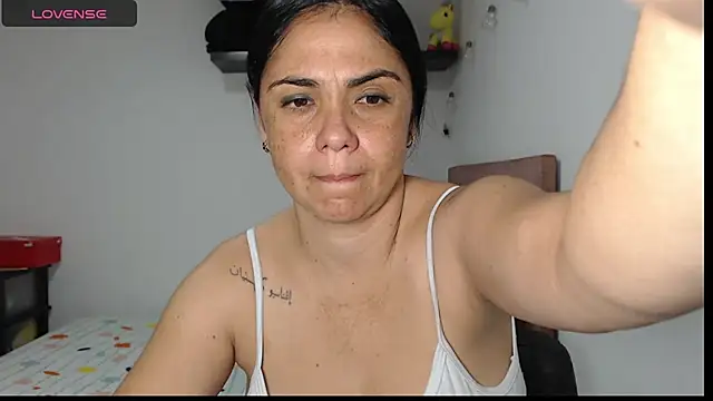 selena ferri online show from 11.10.25