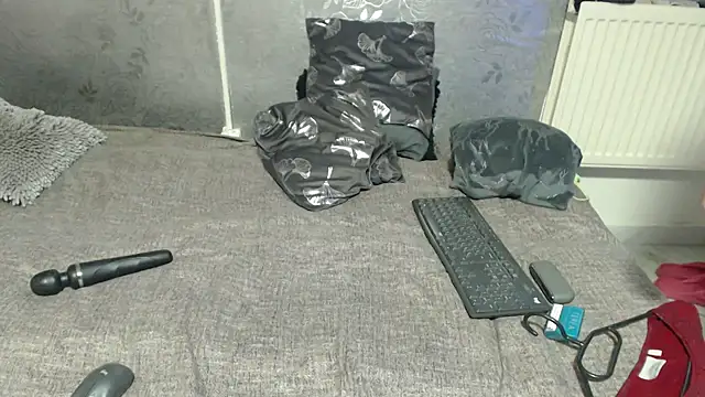 Titanilla39 online show from 01.12.25