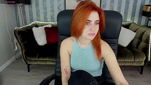 EmilyFoxxi online show from 12.06.24