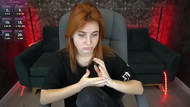 EmilyFoxxi online show from 01.04.25