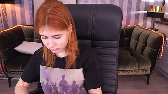 EmilyFoxxi online show from 01.25.25