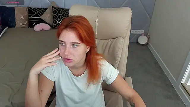 EmilyFoxxi online show from 09.13.25
