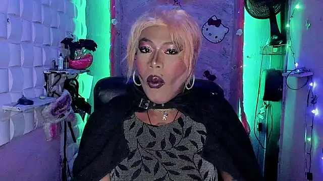tsviolett online show from 12.13.24