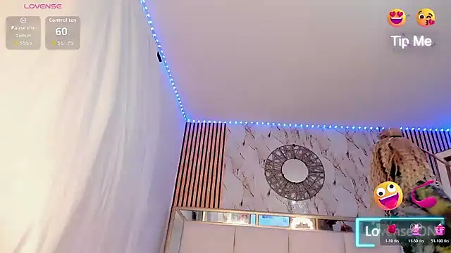 Oriana Davis1 online show from 02.27.26