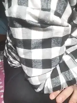 Snapshot of loveyou246 chatting on 02.12.25 loveyou246 online show from 02.12.25