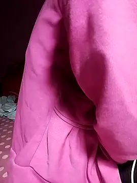 Snapshot of loveyou246 chatting on 02.18.25 loveyou246 online show from 02.18.25