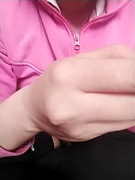 Snapshot of loveyou246 chatting on 03.01.25 loveyou246 online show from 03.01.25