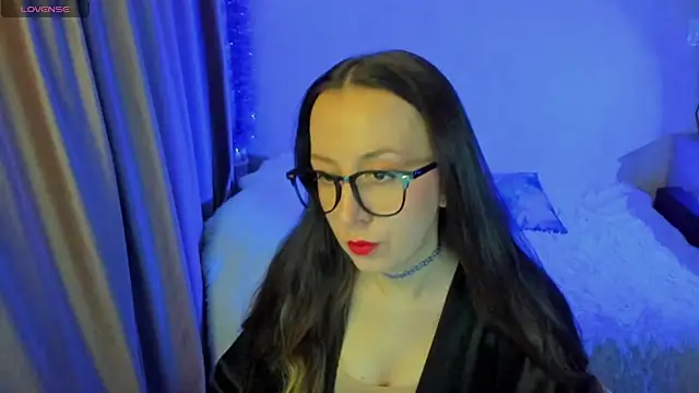 CurlySteph online show from 10.23.25