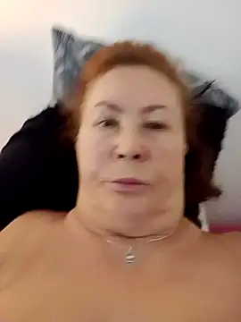 Snapshot of Hottie-Mom chatting on 09.24.25 Hottie-Mom online show from 09.24.25