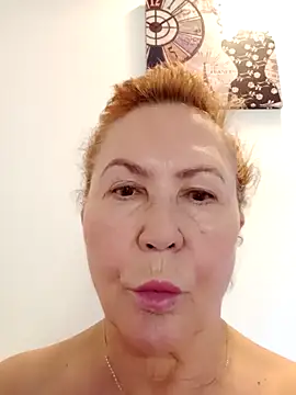 Snapshot of Hottie-Mom chatting on 10.14.25 Hottie-Mom online show from 10.14.25