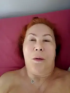 Snapshot of Hottie-Mom chatting on 10.20.25 Hottie-Mom online show from 10.20.25