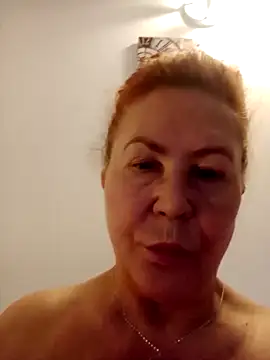 Snapshot of Hottie-Mom chatting on 10.30.25 Hottie-Mom online show from 10.30.25