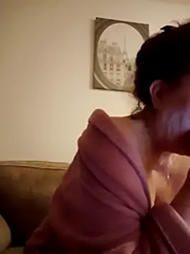 Hottie-Mom online show from 02.25.26