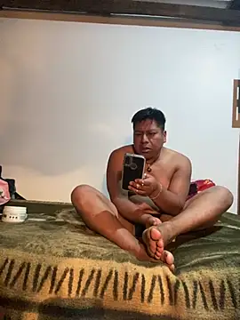 Snapshot of eamisay chatting on 04.06.26 eamisay online show from 04.06.26