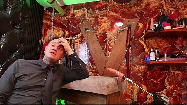 boy n girl online show from 04.01.26