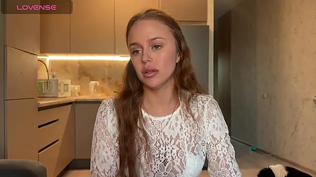 Snapshot of Megan_Nilson chatting on 06.07.26 Megan Nilson online show from 06.07.26