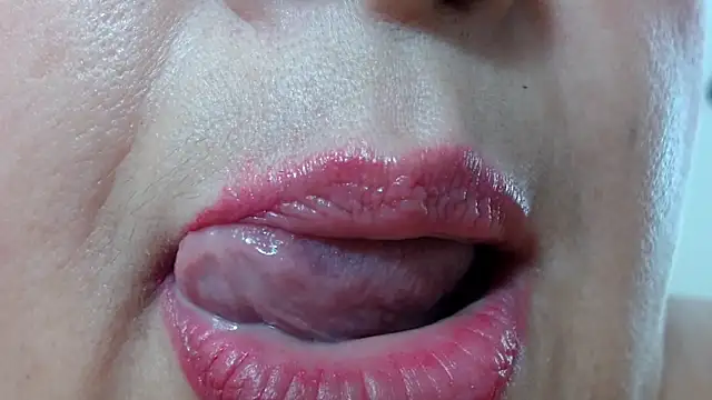 Kerly Doll online show from 01.09.25