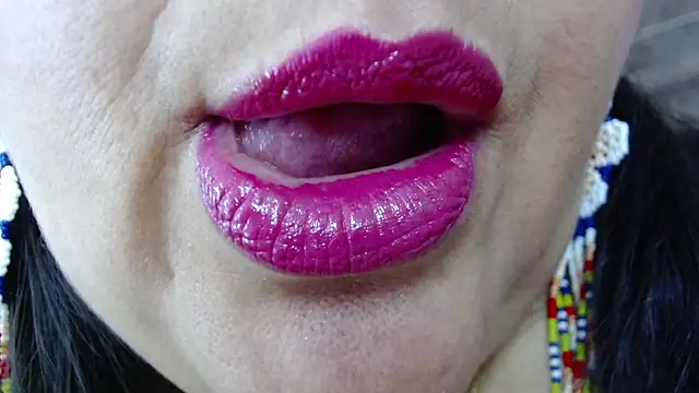 Kerly Doll online show from 01.18.25