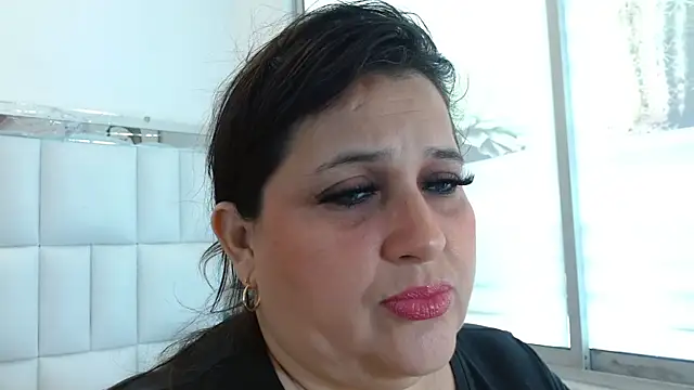 Kerly Doll online show from 11.15.25