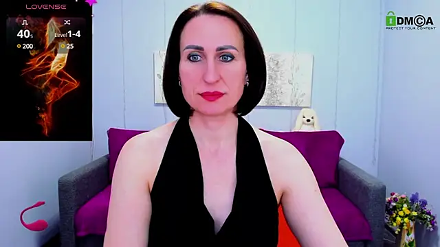 Snapshot of Nia_Smithh chatting on 03.05.25 Nia Smithh online show from 03.05.25