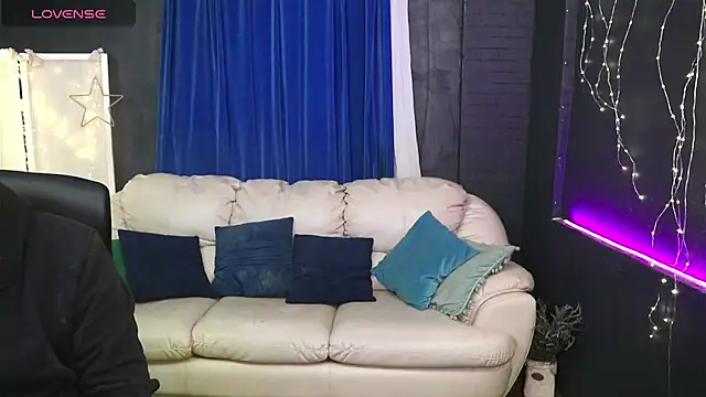 AlisaAleksandr online show from 02.12.25