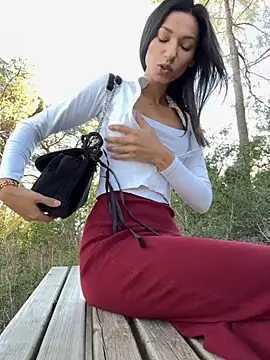  MiaQueen  online show from 11.04.25