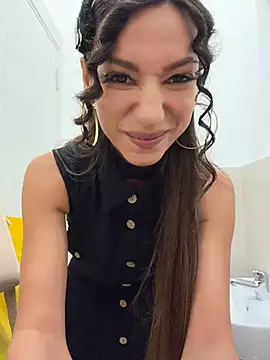 Snapshot of _MiaQueen_ chatting on 07.31.26 MiaQueen online show from 07.31.26