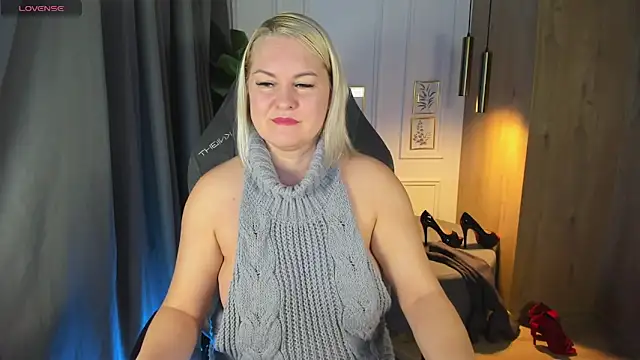 YolandaKiss online show from 01.27.25