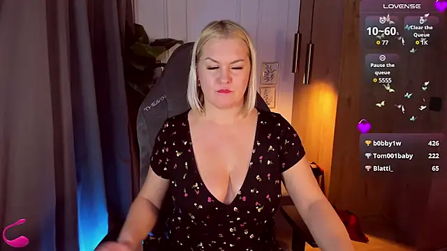 YolandaKiss online show from 01.31.25