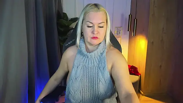 YolandaKiss online show from 02.01.25