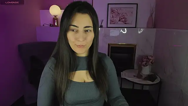 KylieMellow online show from 01.11.25