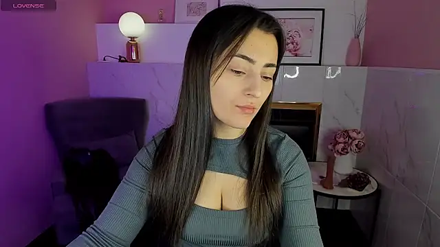 KylieMellow online show from 01.12.25