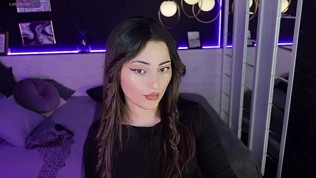 KylieMellow online show from 01.15.25