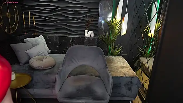 KylieMellow online show from 01.20.25