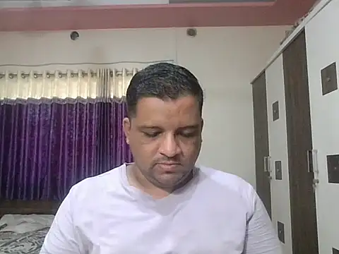 Snapshot of dhruv_love chatting on 05.31.26 dhruv love online show from 05.31.26