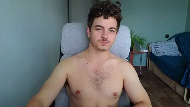 Snapshot of Remy_Miles chatting on 10.19.25 Remy Miles online show from 10.19.25