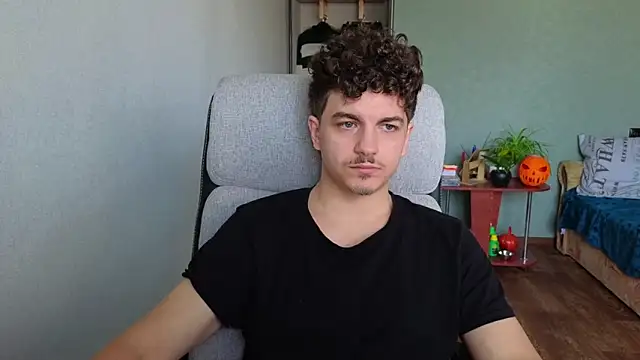 Remy Miles online show from 11.22.25