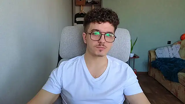 Remy Miles online show from 01.12.26