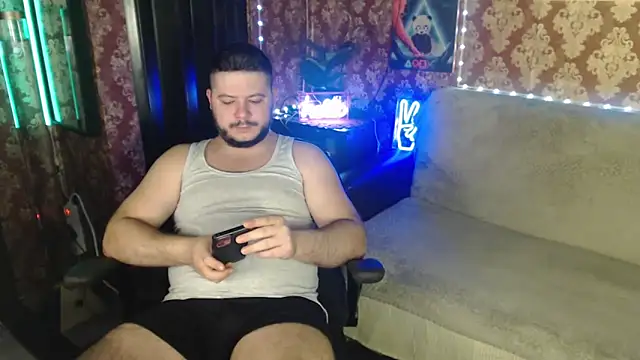 Snapshot of thor_master chatting on 10.04.25 thor master online show from 10.04.25