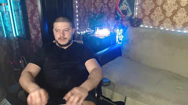 Snapshot of thor_master chatting on 10.22.25 thor master online show from 10.22.25