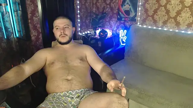 Snapshot of thor_master chatting on 10.28.25 thor master online show from 10.28.25