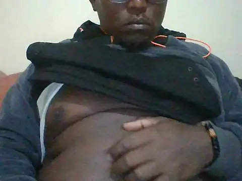 Snapshot of honeyswit chatting on 02.27.26 honeyswit online show from 02.27.26