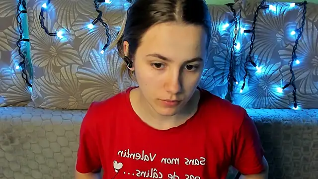 Snapshot of MaggieCake chatting on 03.02.26 MaggieCake online show from 03.02.26