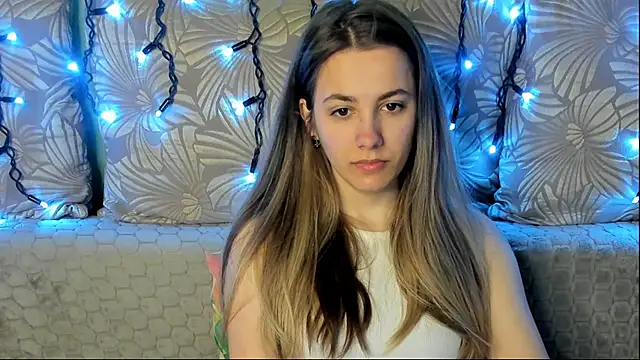 MaggieCake online show from 04.06.26