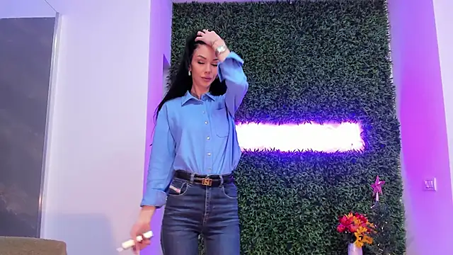 realhotfallingdevil online show from 12.04.25